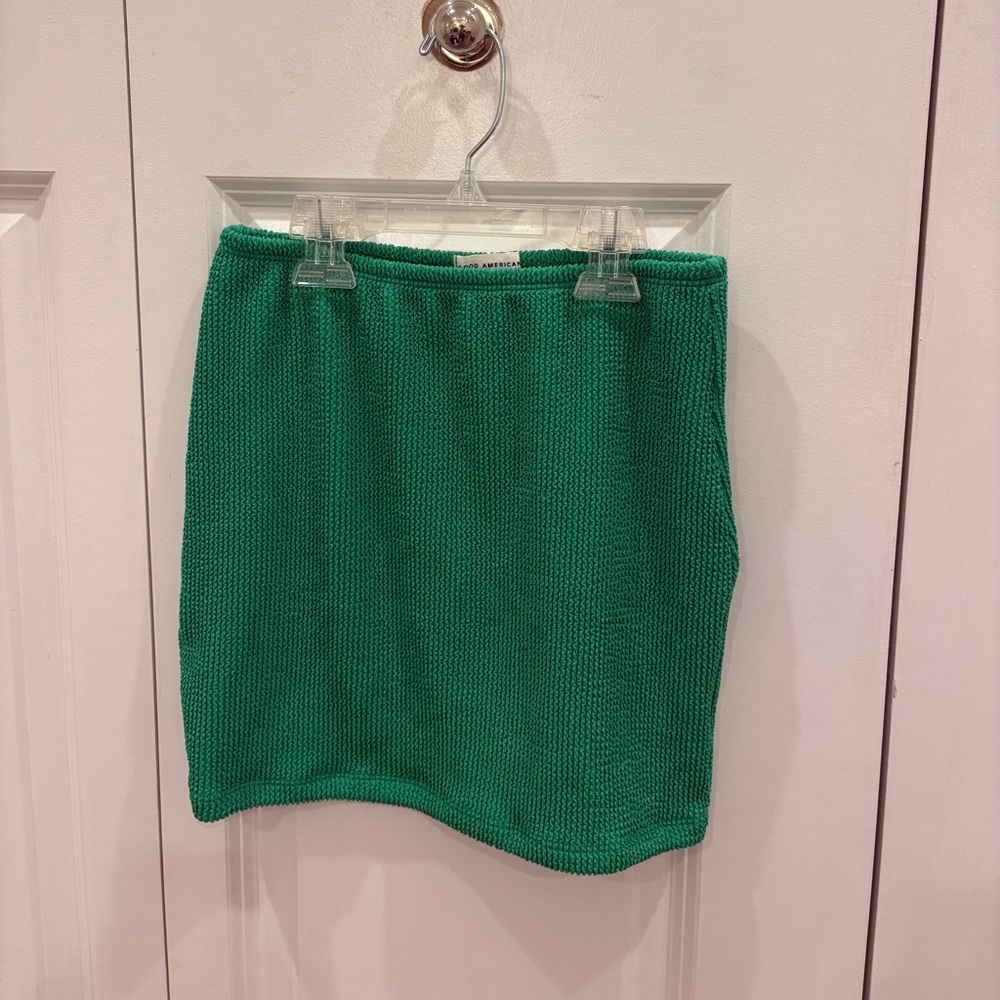 Good American Always Fits Mini Skirt in Summer Green